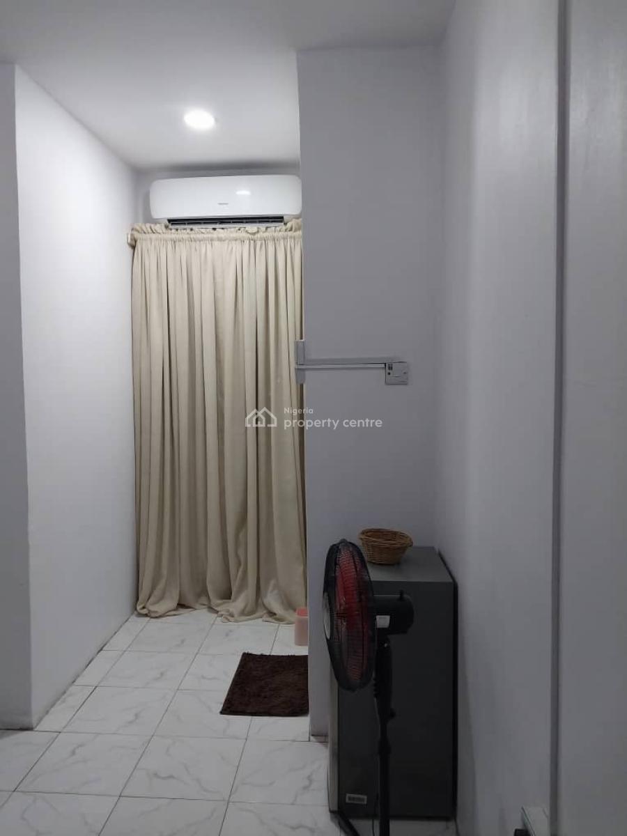 Standard Studio Apartment, Bariga, Shomolu, Lagos, Flat / Apartment for Rent