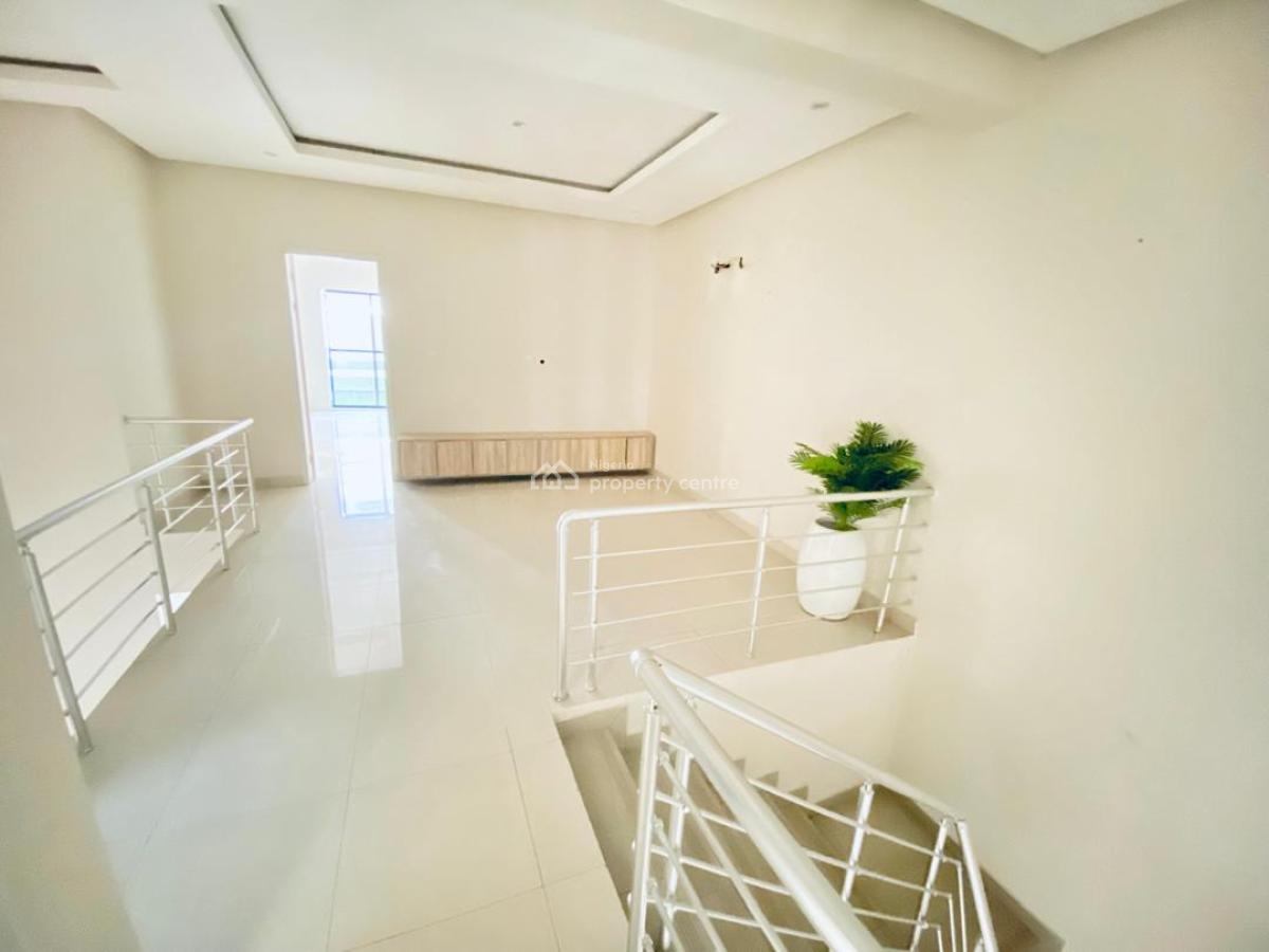 Exquisite Luxury 4 Bedroom Terrace Duplex with Pool, Ologolo, Lekki, Lagos, Terraced Duplex for Rent