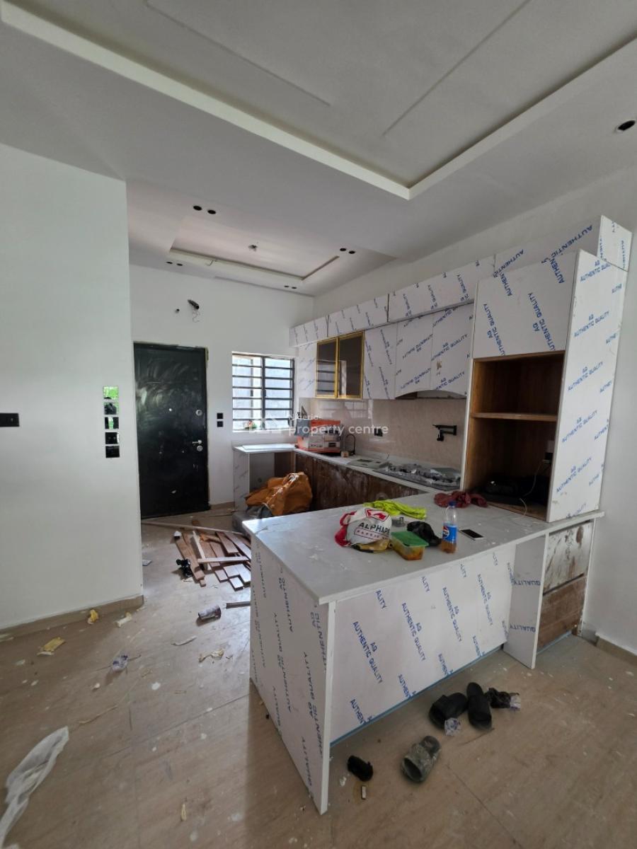 Luxurious 2 Bedroom Apartment with Swimming Pool, Gra-ikeja, Ikeja Gra, Ikeja, Lagos, Flat / Apartment for Sale