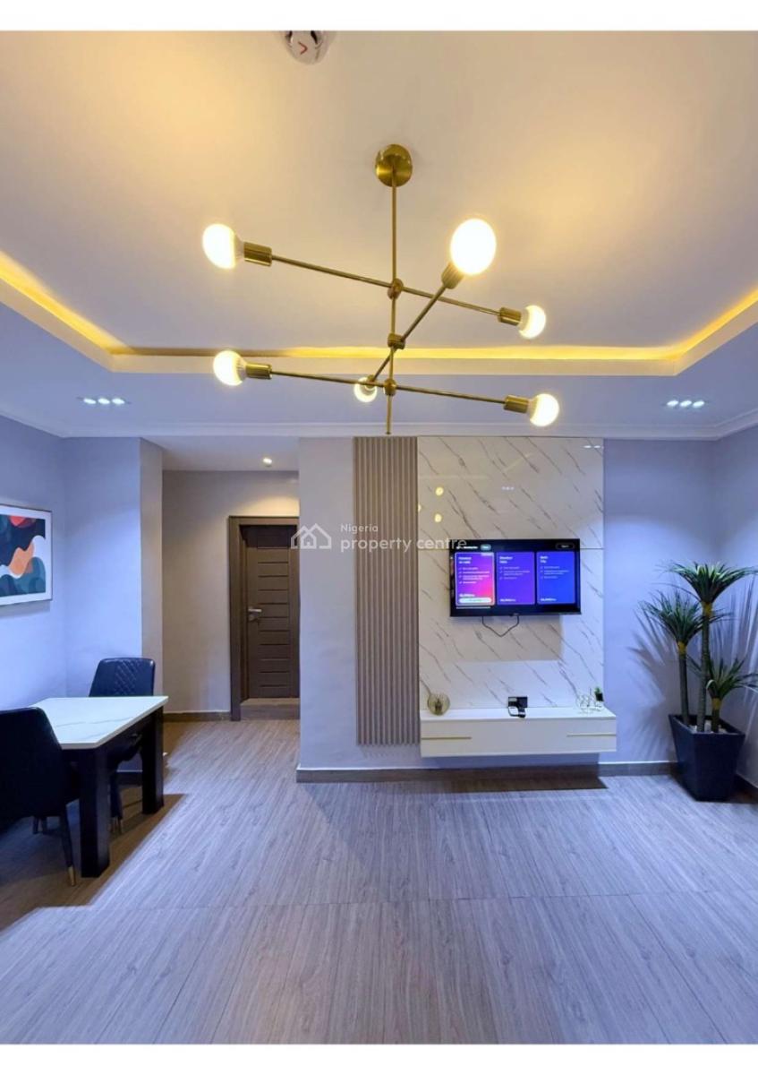 Executive 2-bedroom Apartment with Swimming Pool & Starlink Internet, Executive 2-bedroom Apartment with Swimming Pool & Starlink Internet, Ikeja, Lagos, Flat / Apartment Short Let
