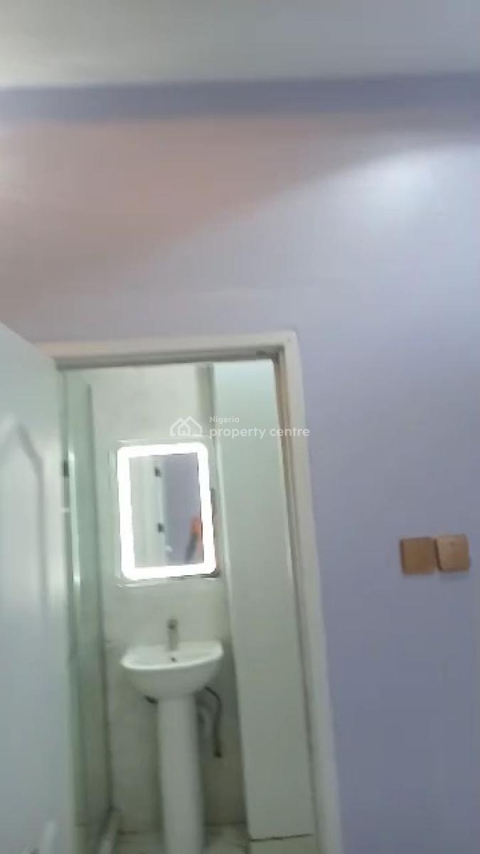Decent 3 Bedroom Apartment in a Secured and Serene Estate, Cyber Ville Estate, Ikate, Lekki, Lagos, Flat / Apartment for Rent
