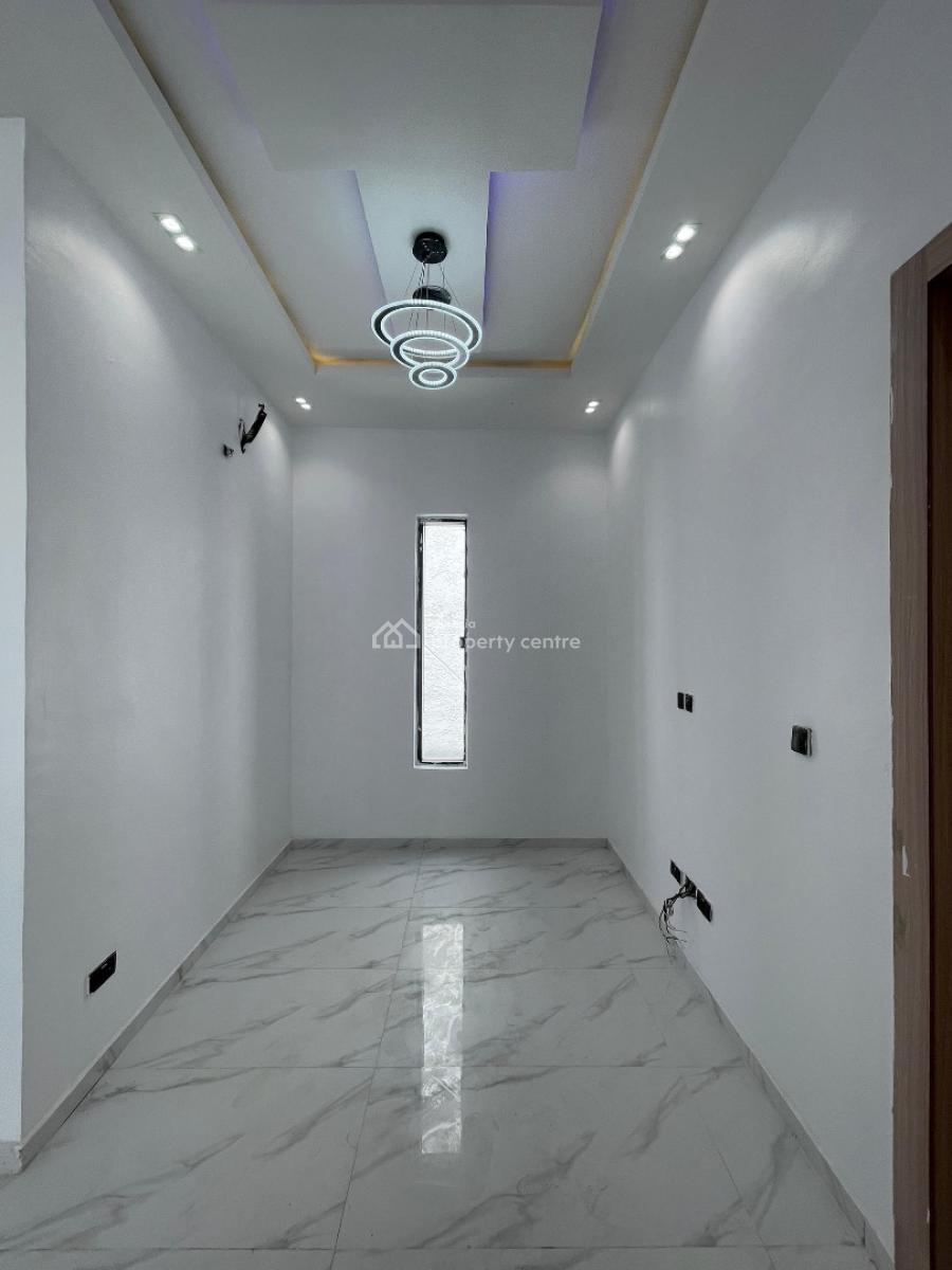 Exclusive 4 Bedroom Detached Duplex with Pool & Fitted Kitcheh, Perfect for Families and Investors Seeking Security, Chevron, Lekki, Lekki, Lagos, Detached Duplex for Sale