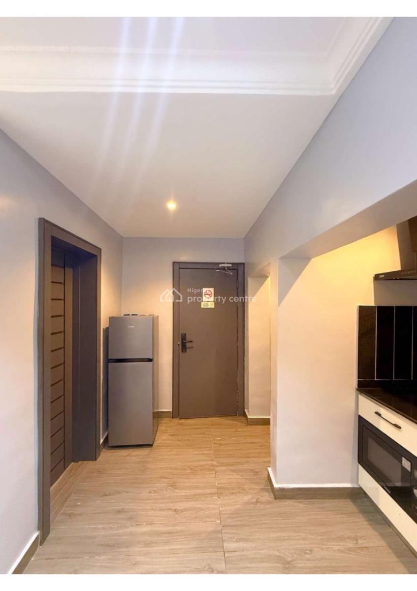 Modern Studio Apartment + Swimming Pool & Starlink Internet in Opebi, Modern Studio Apartment with Swimming Pool & Starlink Internet in Opeb, Ikeja, Lagos, Self Contain (single Rooms) Short Let