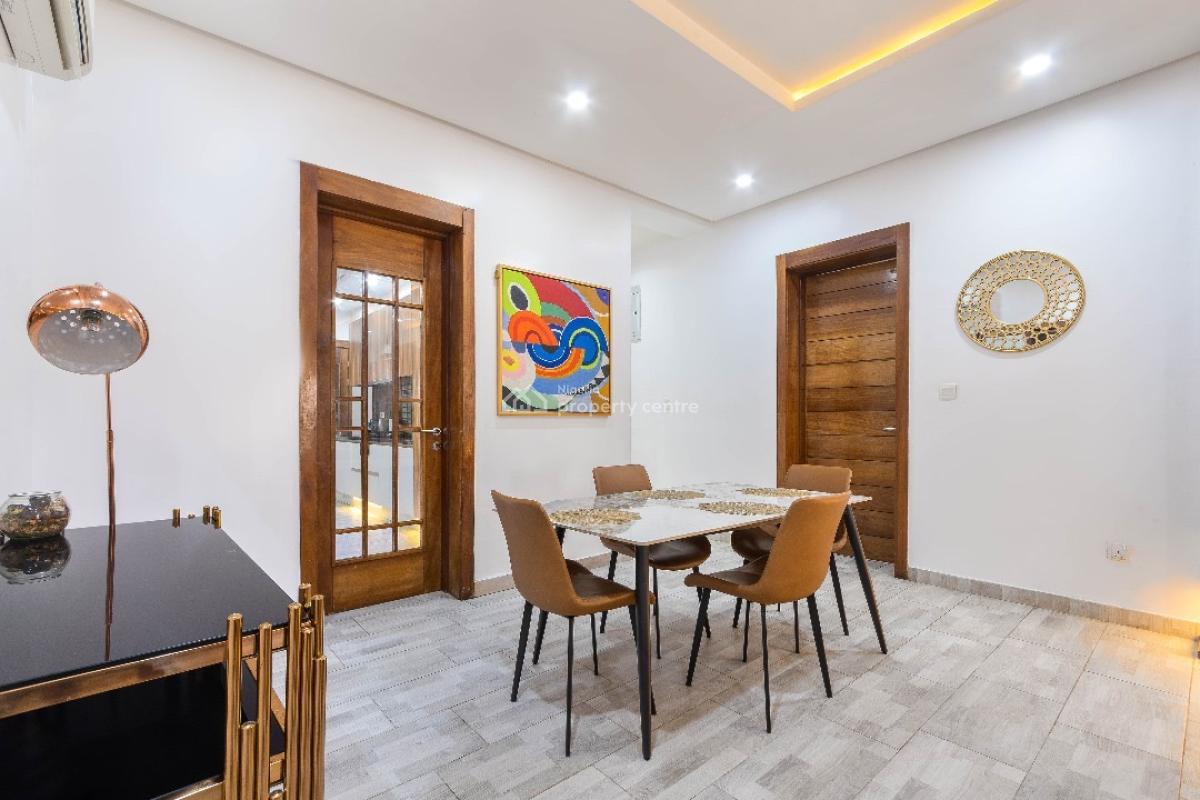 Elegant 3-bedroom Serviced Apartment with Swimming Pool in Lekki Ph 1, Elegant 3-bedroom Serviced Apartment with Swimming Pool in Lekki Ph 1, Lekki Phase 1, Lekki, Lagos, Flat / Apartment Short Let
