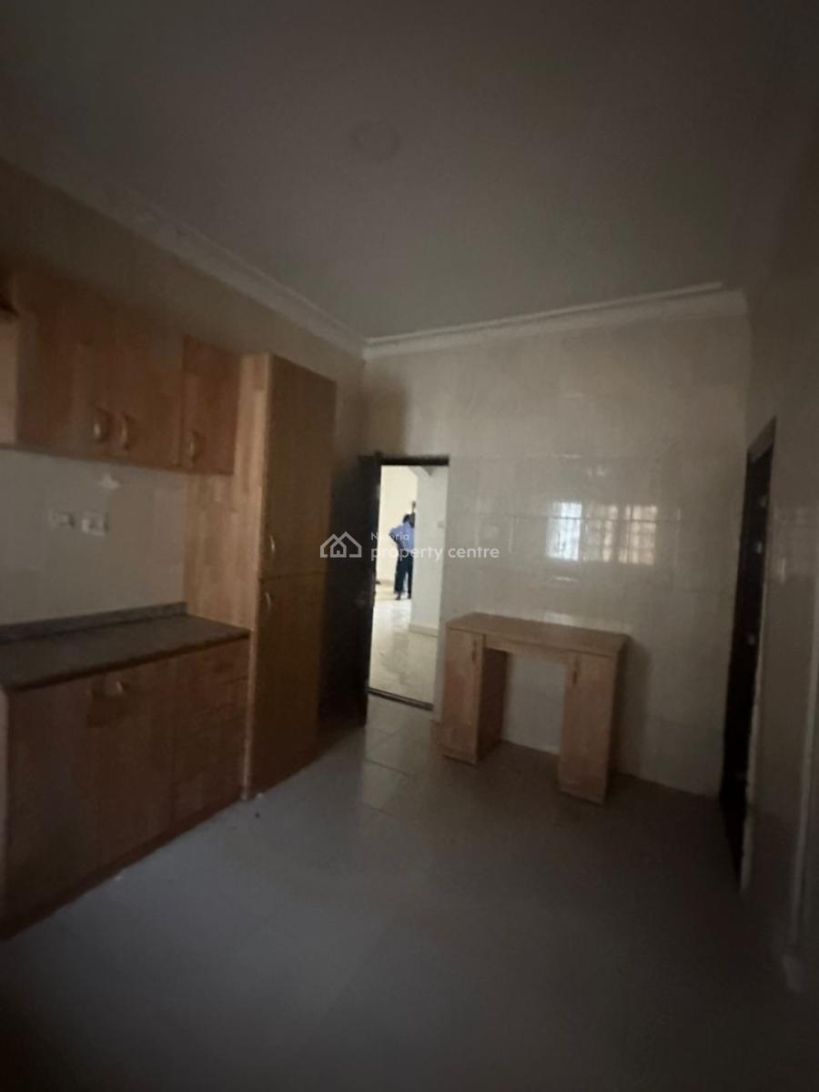 Beautiful Spacious 4 Bedroom Bungalow with Bq, Close to The Roundabout, Galadimawa, Abuja, Detached Bungalow for Rent