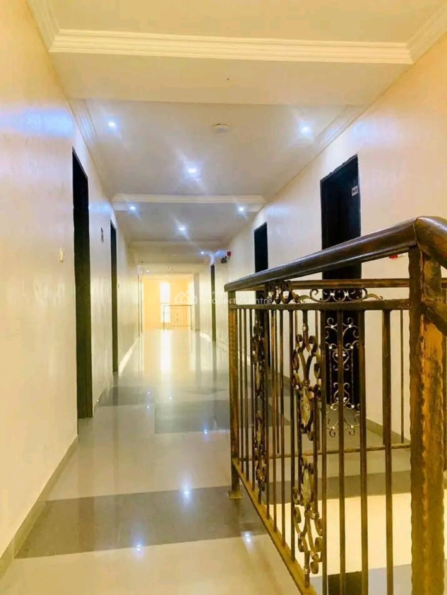 20 Rooms  Modern Functioning Hotel on 1 and Half Plot of Land, Industrial Estate Otta, Otta, Ado-odo/ota, Ogun, Hotel / Guest House for Sale