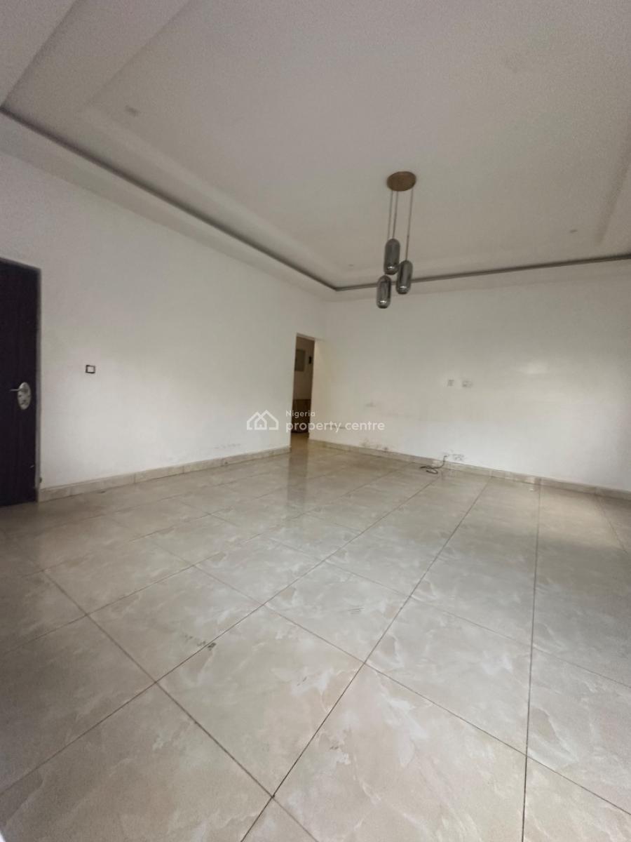 Excellent Spacious 2 Bedroom Apartment, on The Express, Lokogoma District, Abuja, Flat / Apartment for Rent