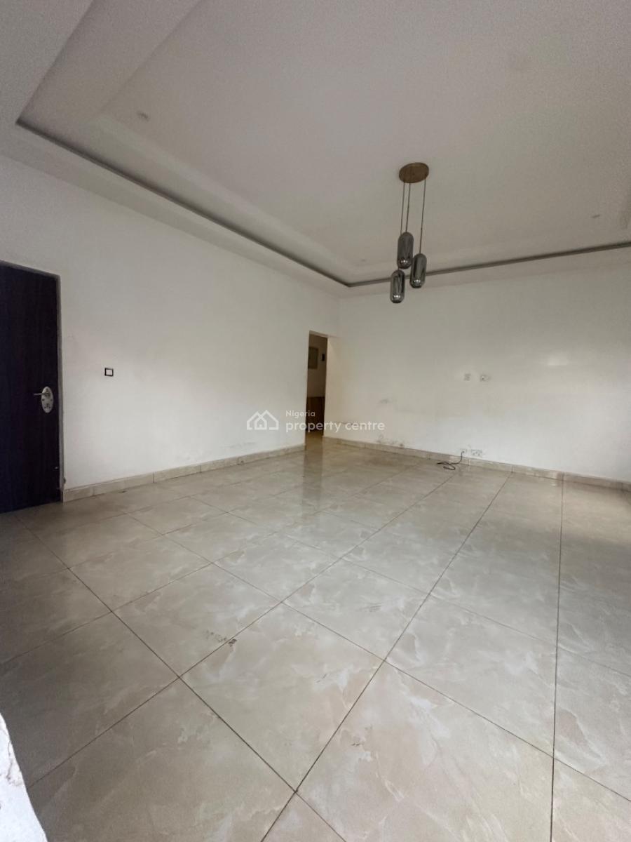 Excellent Spacious 2 Bedroom Apartment, on The Express, Lokogoma District, Abuja, Flat / Apartment for Rent