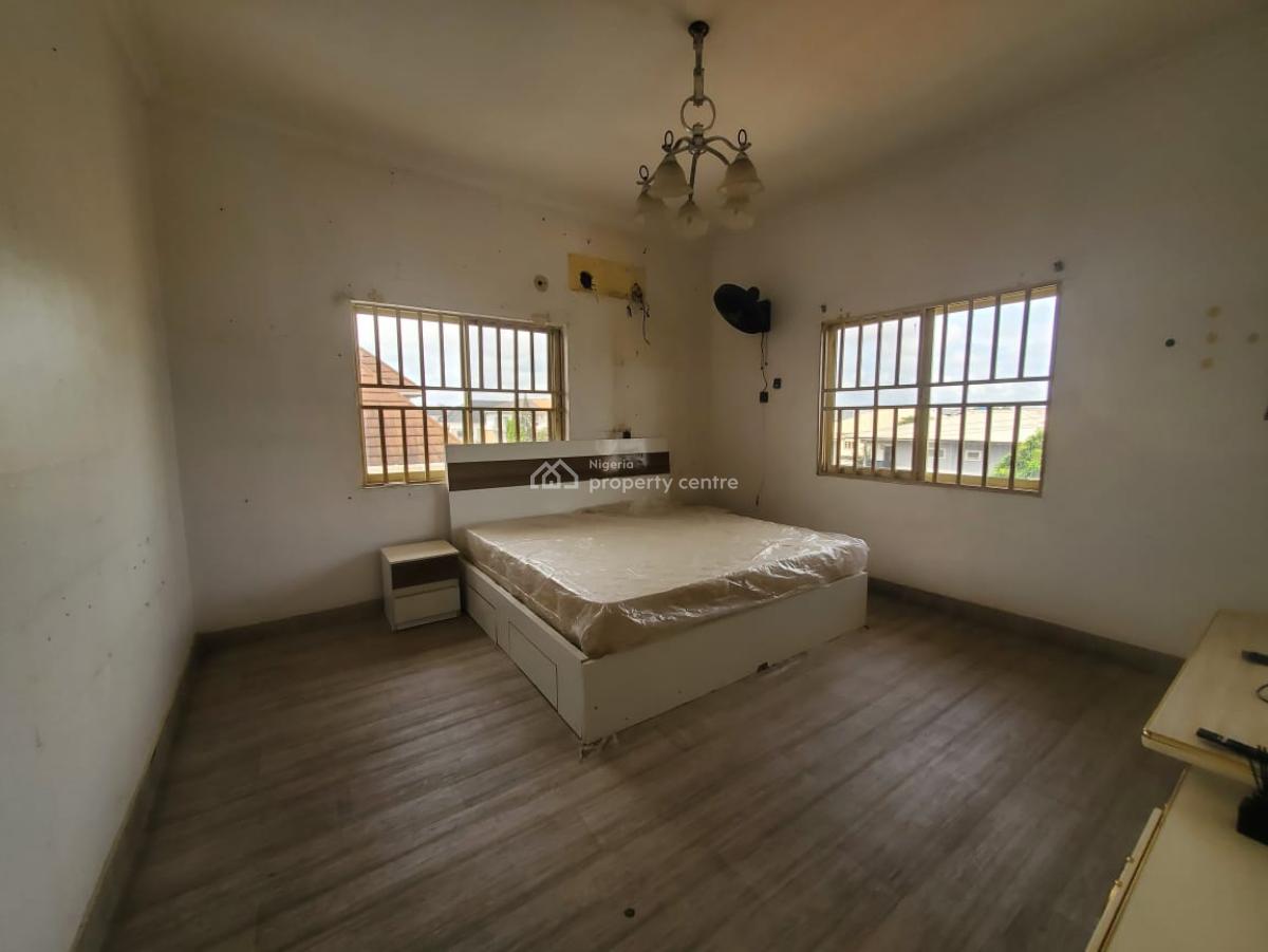 Spacious 3bedroom Apartment, Lekki Phase 1, Lekki, Lagos, Flat / Apartment for Rent