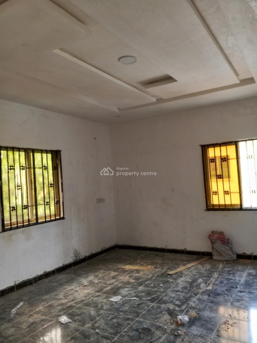 Newly Built 2 Bedroom Upstairs, Orilowo Ejigbo, Isolo, Lagos, Flat / Apartment for Rent