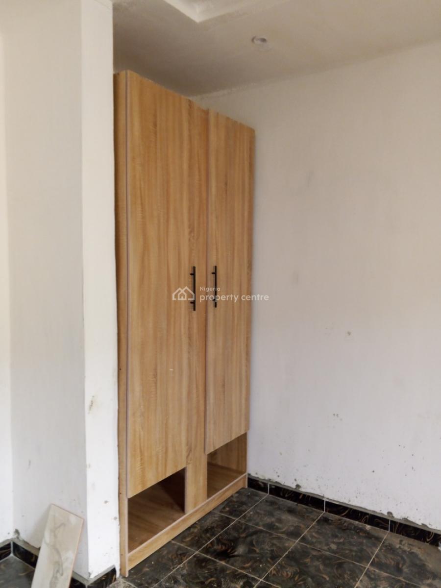 Newly Built 2 Bedroom Upstairs, Orilowo Ejigbo, Isolo, Lagos, Flat / Apartment for Rent