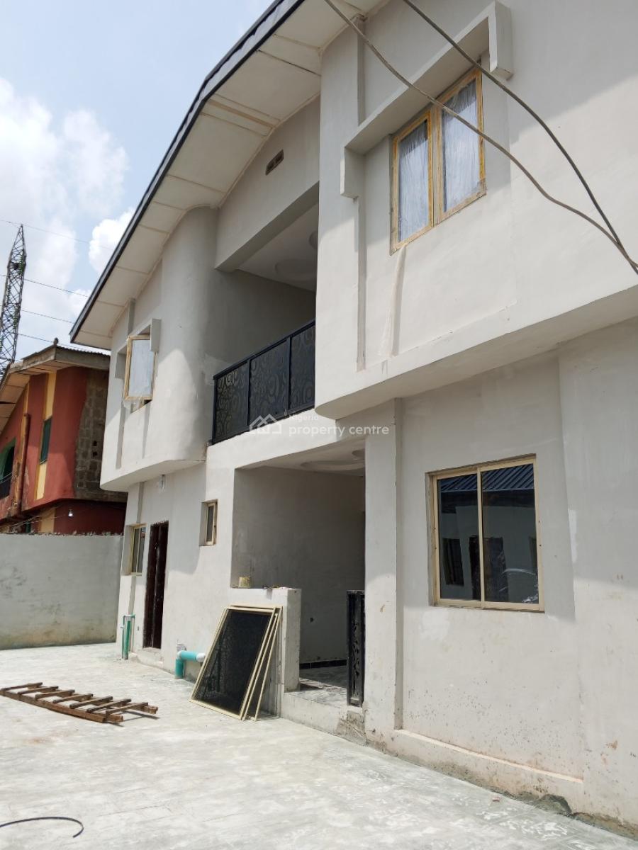 Newly Built 2 Bedroom Upstairs, Orilowo Ejigbo, Isolo, Lagos, Flat / Apartment for Rent