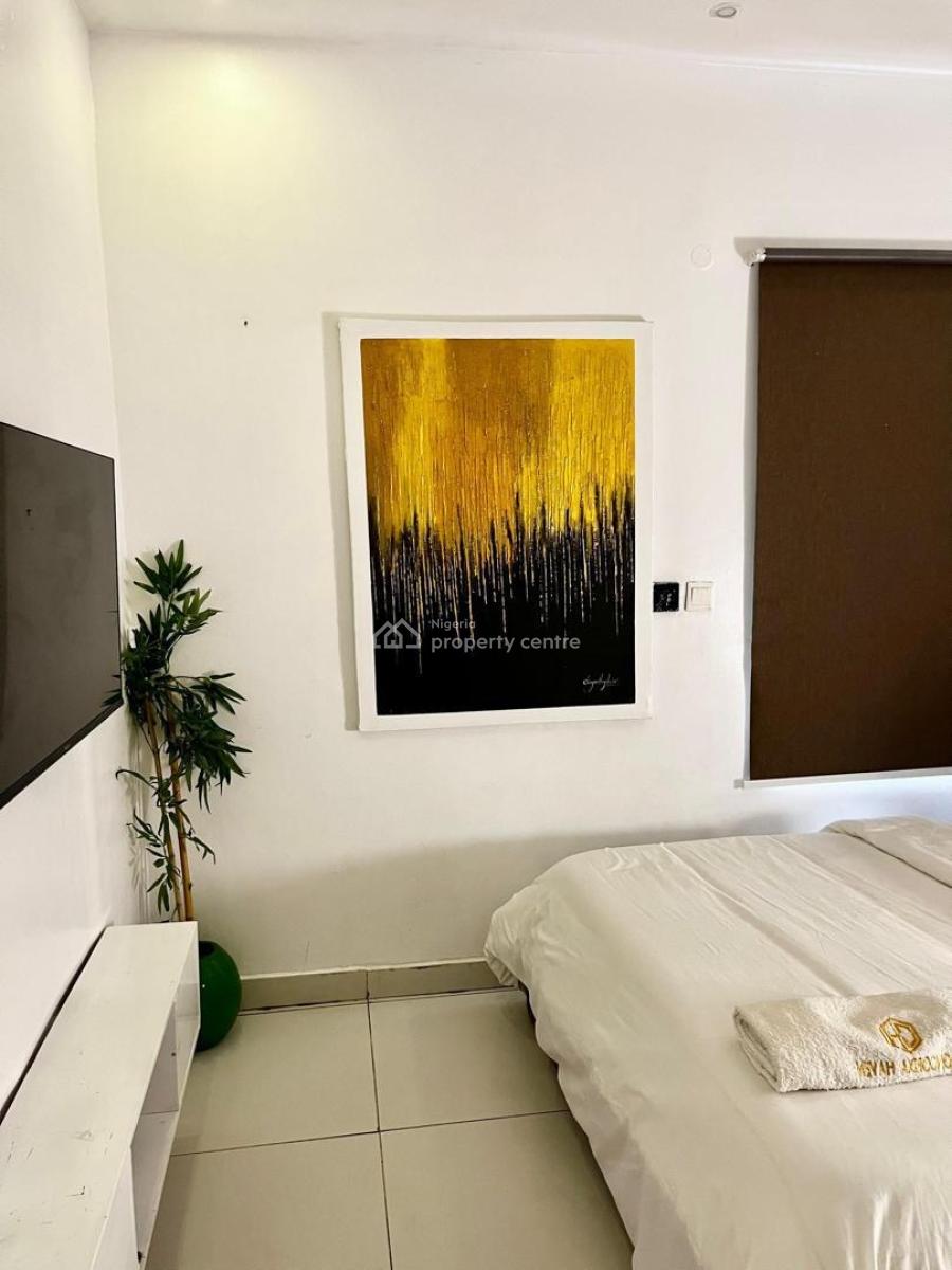 Furnished Portable 1 Bedroom Apartment, Off Admiralty Way, Lekki Phase 1, Lekki, Lagos, Mini Flat (room and Parlour) for Rent