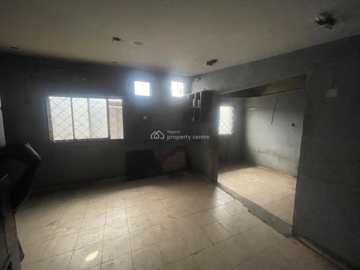 Commercial Building on Full Plot of Land for Lease, Surulere, Surulere, Lagos, Office Space for Rent