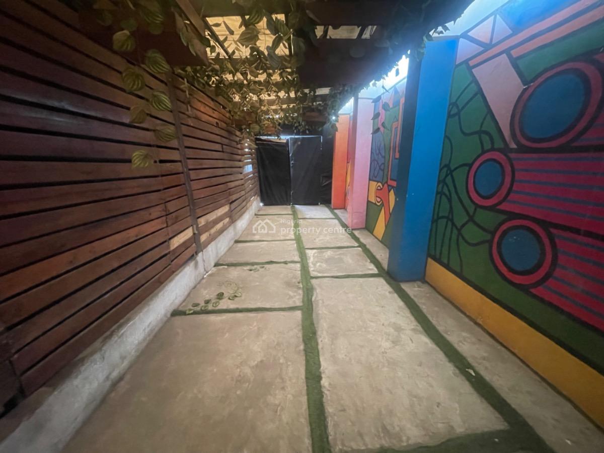 Commercial Building on Full Plot of Land for Lease, Surulere, Surulere, Lagos, Office Space for Rent