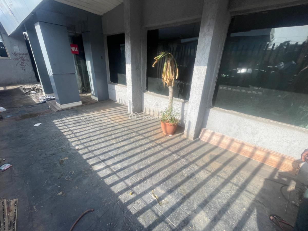 Commercial Building on Full Plot of Land for Lease, Surulere, Surulere, Lagos, Office Space for Rent