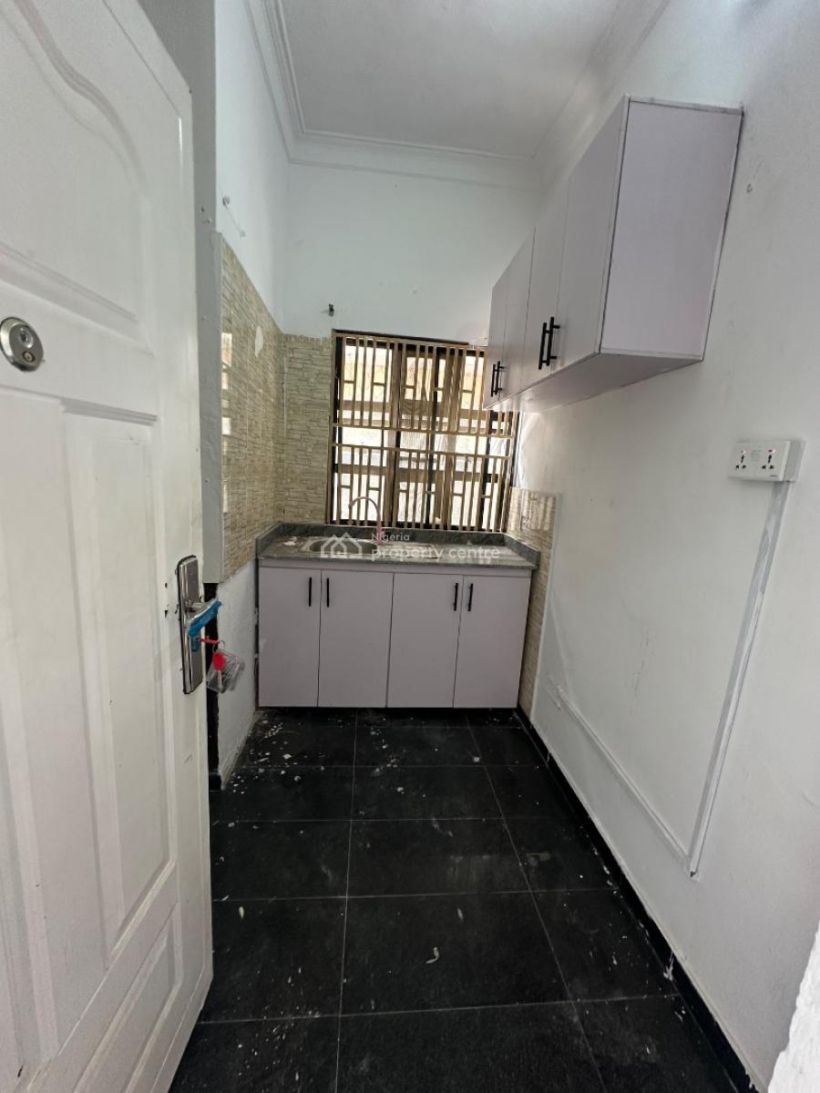 Mini Flat, Lekki Phase 1, Lekki, Lagos, Mini Flat (room and Parlour) for Rent