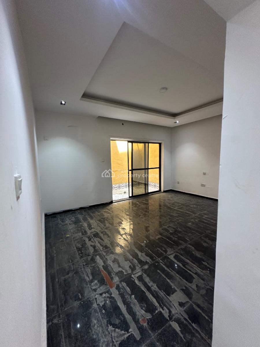 Mini Flat, Lekki Phase 1, Lekki, Lagos, Mini Flat (room and Parlour) for Rent