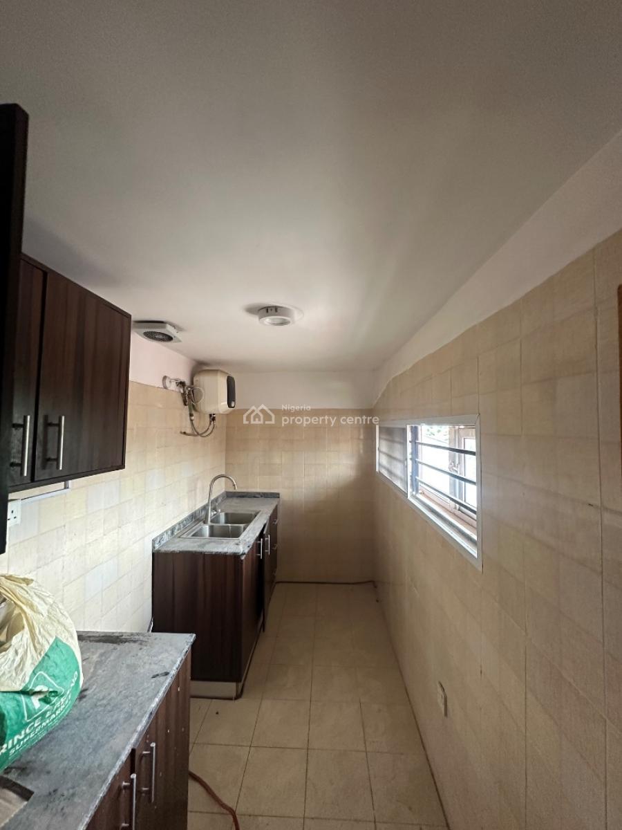 Spacious Mini Flat Penthouse, Lekki Phase 1, Lekki, Lagos, Mini Flat (room and Parlour) for Rent