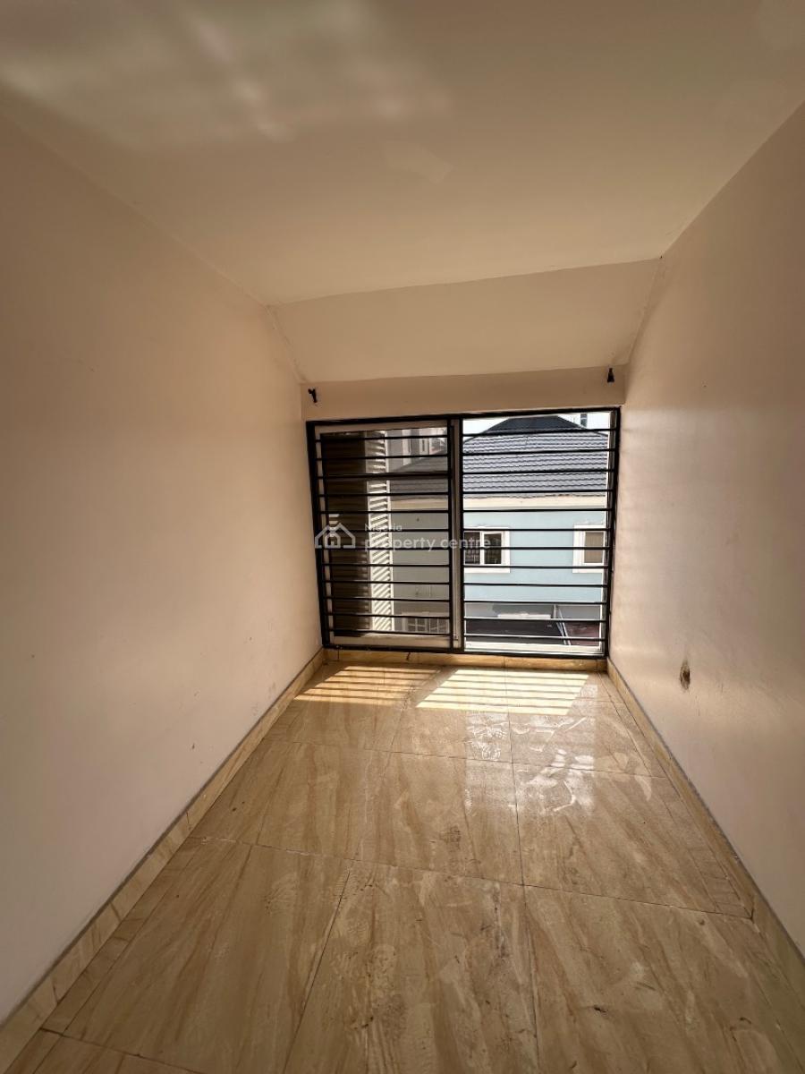 Spacious Mini Flat Penthouse, Lekki Phase 1, Lekki, Lagos, Mini Flat (room and Parlour) for Rent