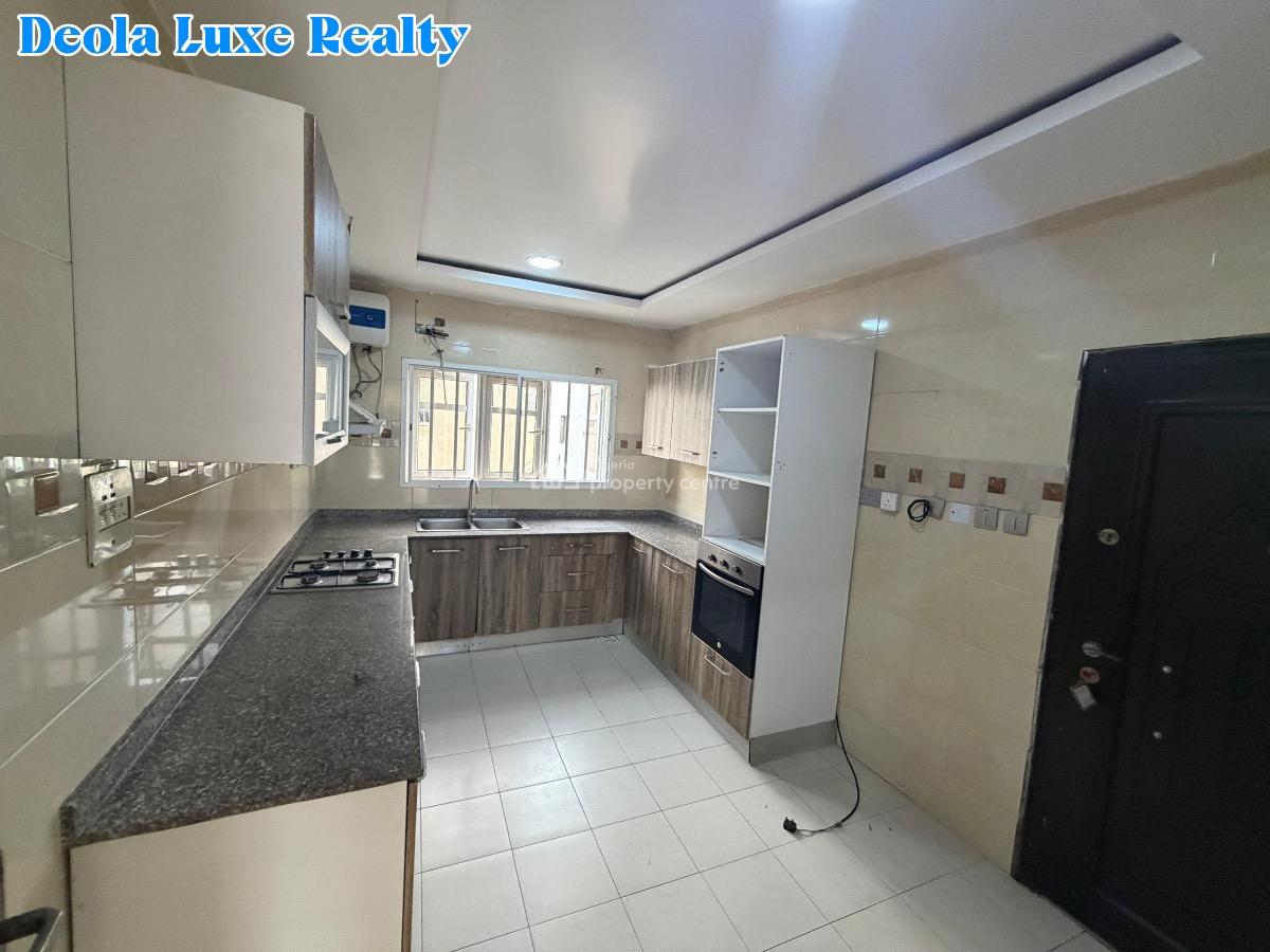 a Well Maintained 3 Bedroom in a Fully Serviced Estate with a Bq, Close to Four Point Hotel, Oniru, Victoria Island (vi), Lagos, Flat / Apartment for Rent