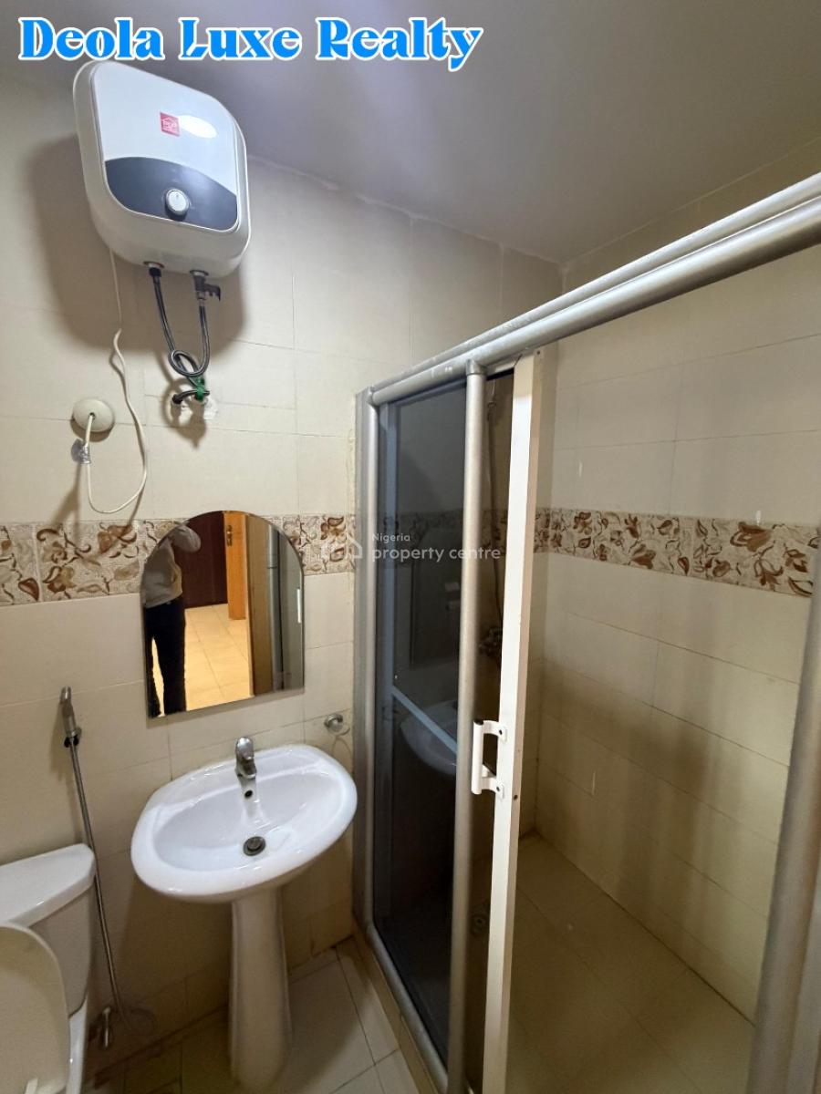 a Well Maintained 3 Bedroom in a Fully Serviced Estate with a Bq, Close to Four Point Hotel, Oniru, Victoria Island (vi), Lagos, Flat / Apartment for Rent