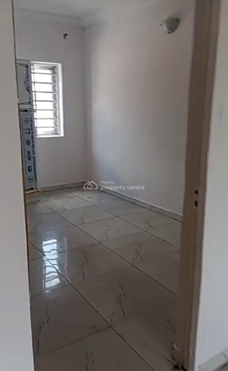 Modern Upstairs 2 Bedroom Apartment {video}, University View Estate, Olokonla, Ajah, Lagos, Flat / Apartment for Rent