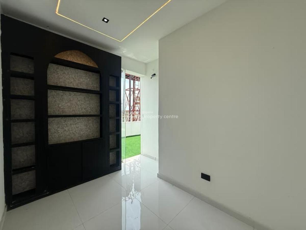 5bedroom Detached Duplex with Pool, Pentfloor, Cinema, Hampton Lake Estate Chevron, Lekki, Lagos, Detached Duplex for Sale