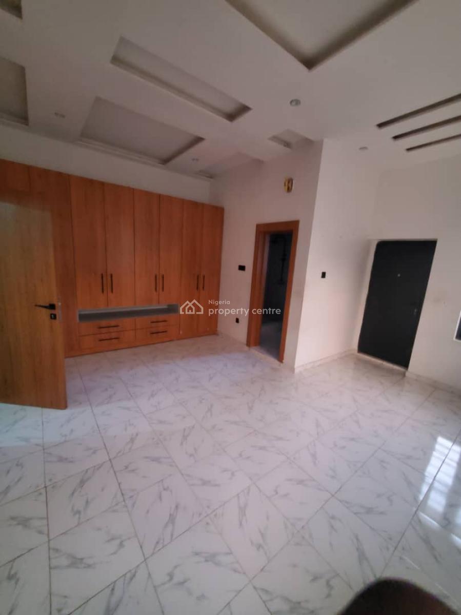 Well Maintained 4 Bedroom Semi Detached Duplex, Medida Estate Sholuyi Gbagada, Medina, Gbagada, Lagos, Semi-detached Duplex for Rent