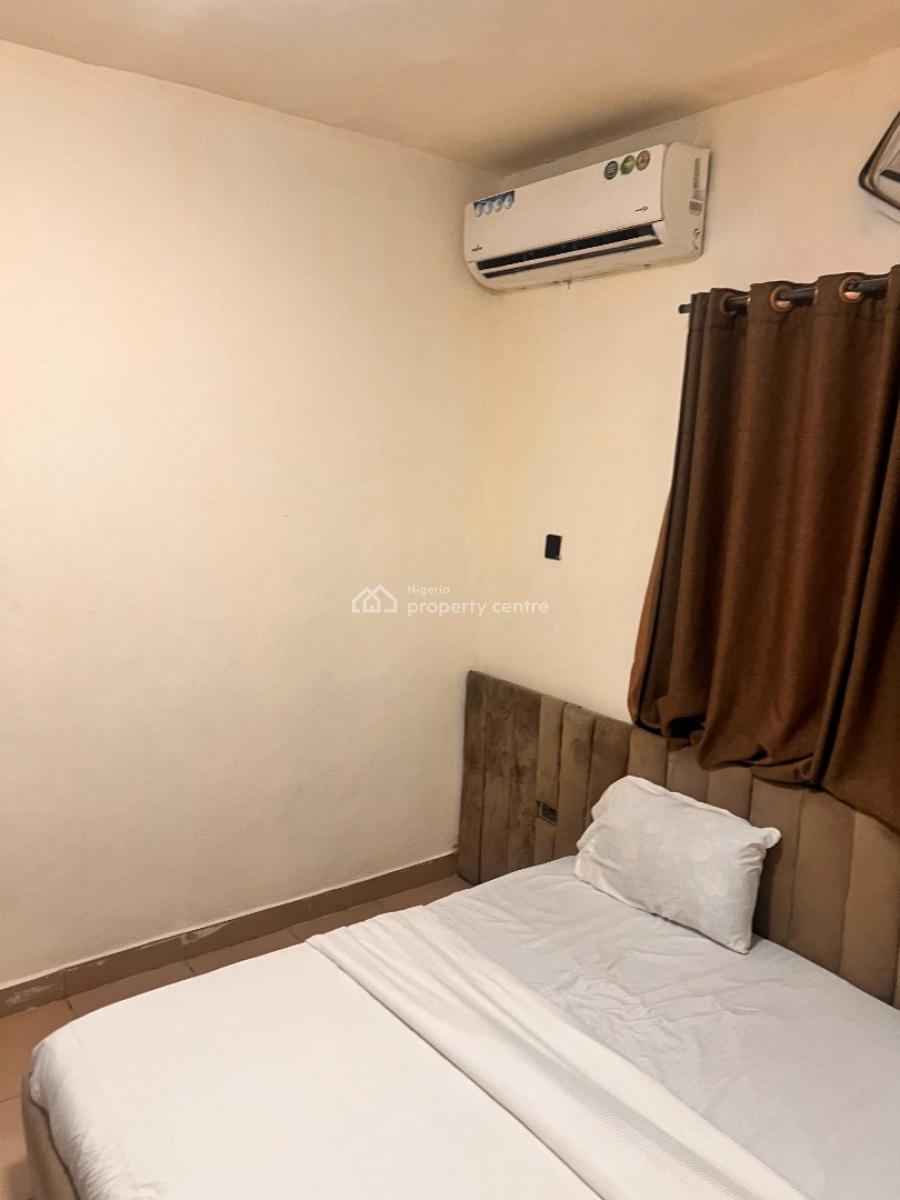1 Bedroom Flat, 5 Ilesanmi Street, Isolo, Lagos, Mini Flat (room and Parlour) for Rent