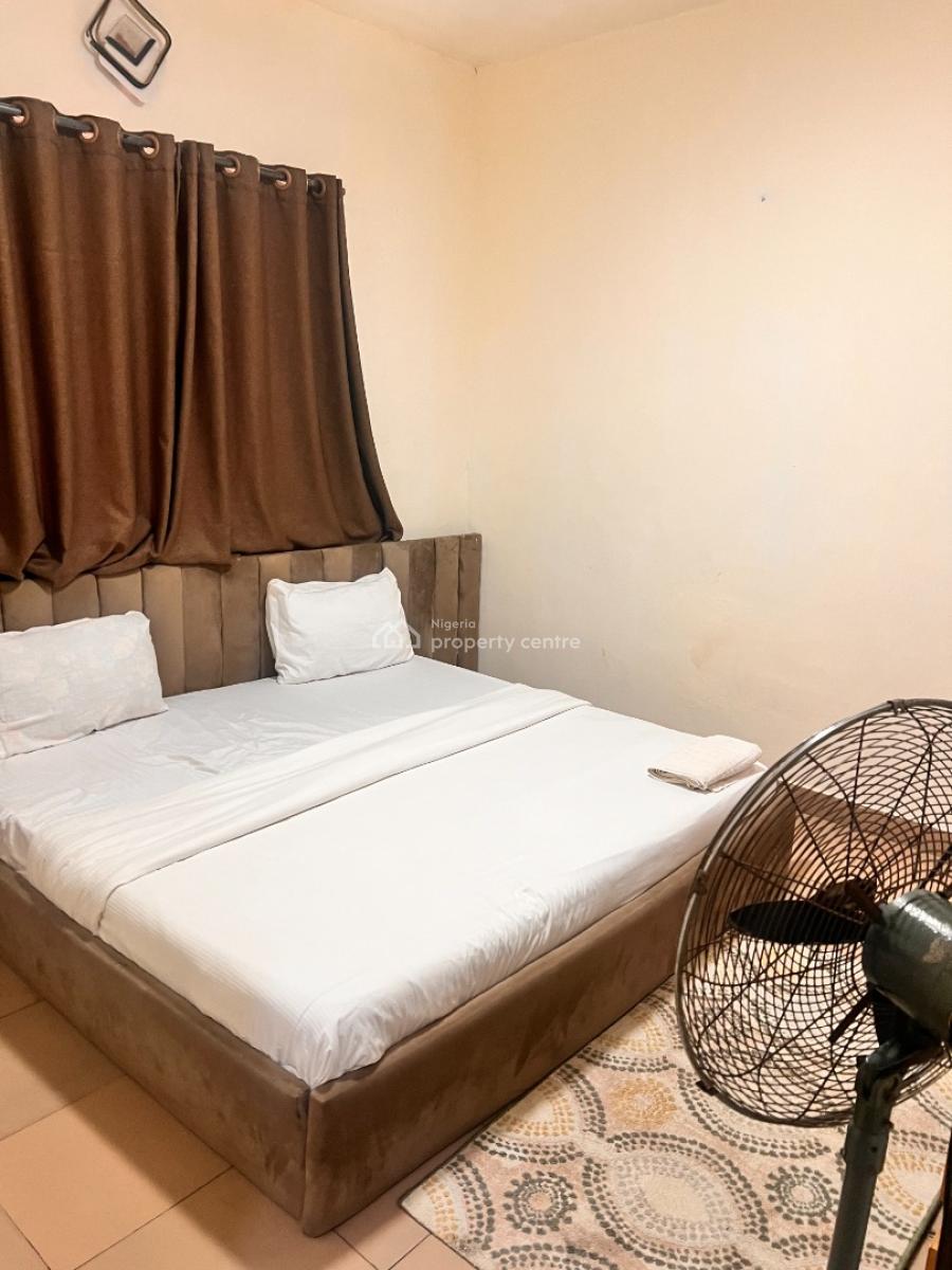 1 Bedroom Flat, 5 Ilesanmi Street, Isolo, Lagos, Mini Flat (room and Parlour) for Rent