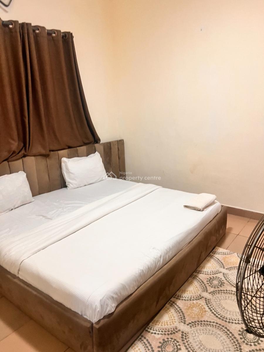 1 Bedroom Flat, 5 Ilesanmi Street, Isolo, Lagos, Mini Flat (room and Parlour) for Rent