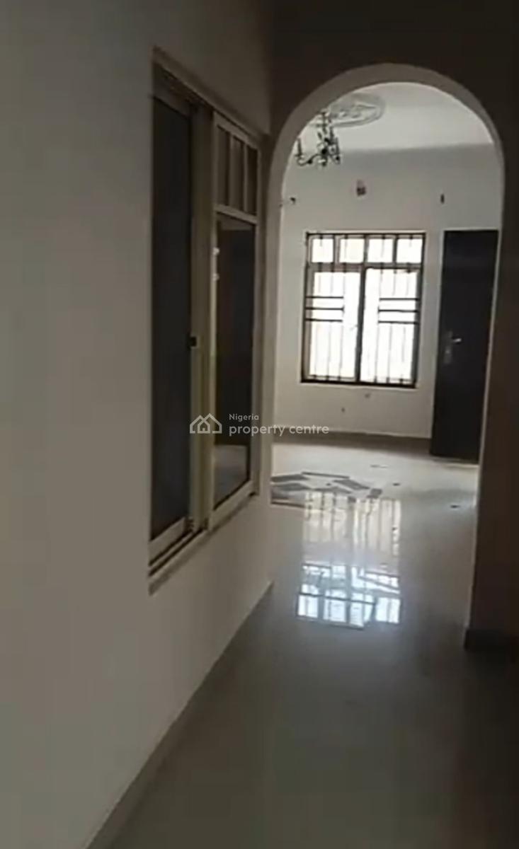 Downstairs 2 Bedroom Apartment at Ilaje{ Video}, Alagutan Off Mobile Rd Ilaje, Ajah, Lagos, Flat / Apartment for Rent