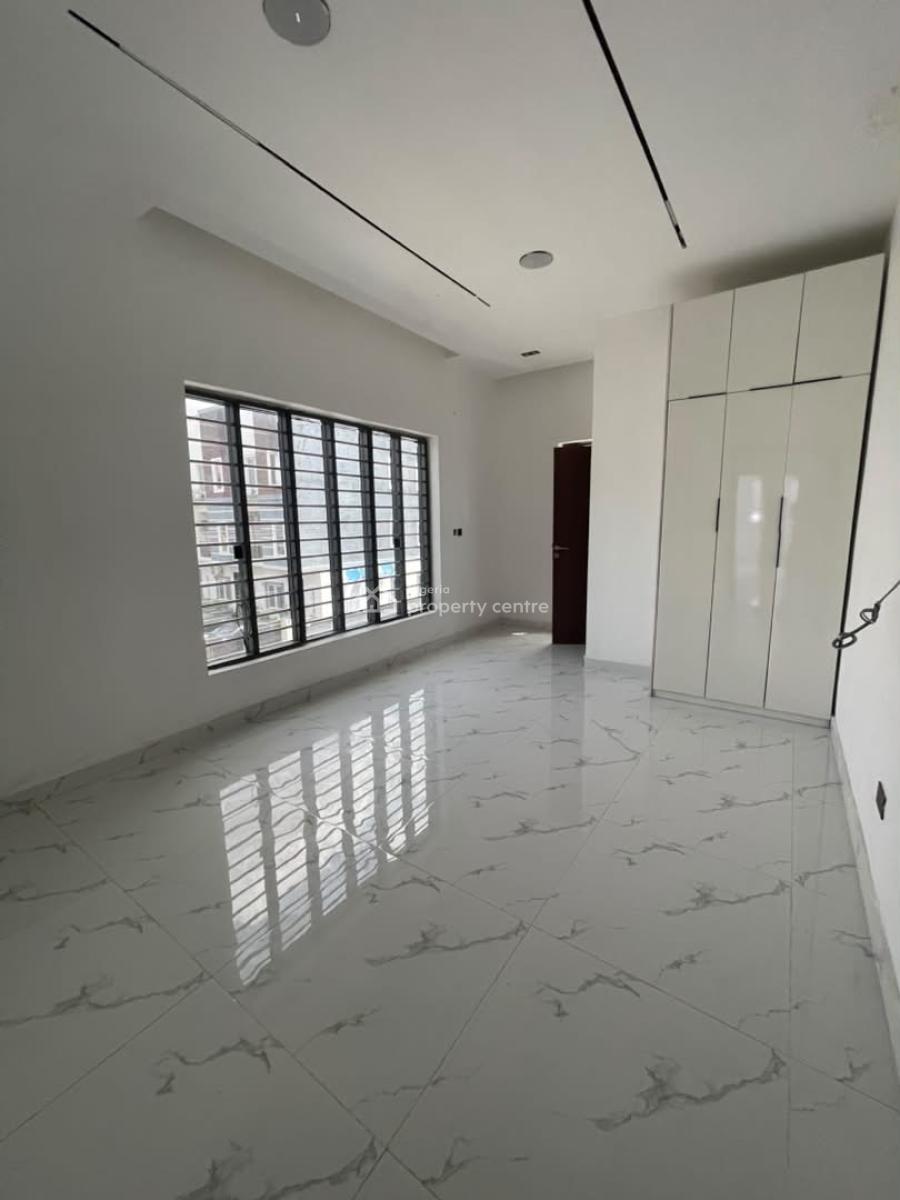 Luxury 4-bedroom Terrace Duplex with Excellent Facility, Osapa, Lekki, Lagos, Terraced Duplex for Sale
