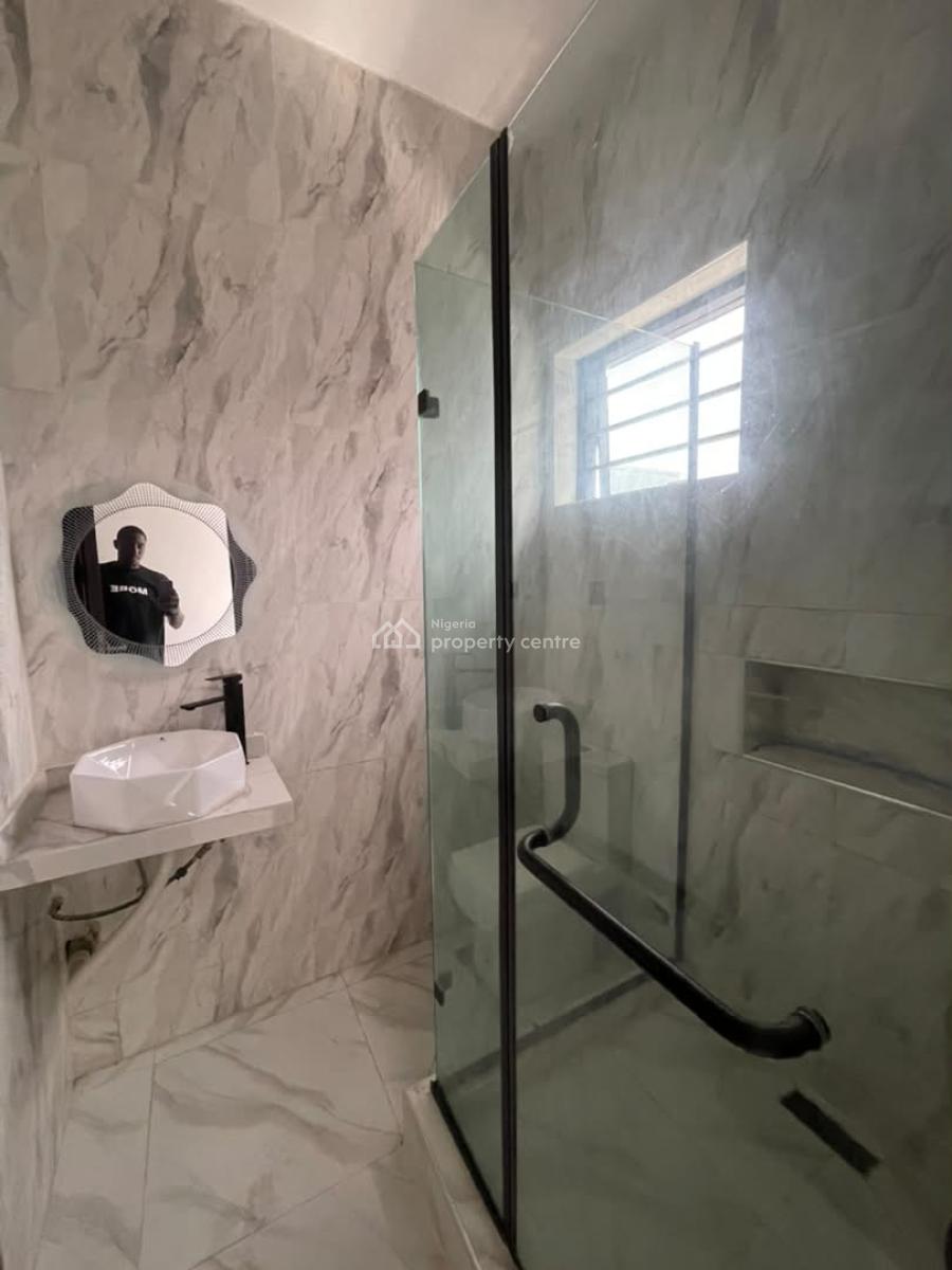 Luxury 4-bedroom Terrace Duplex with Excellent Facility, Osapa, Lekki, Lagos, Terraced Duplex for Sale