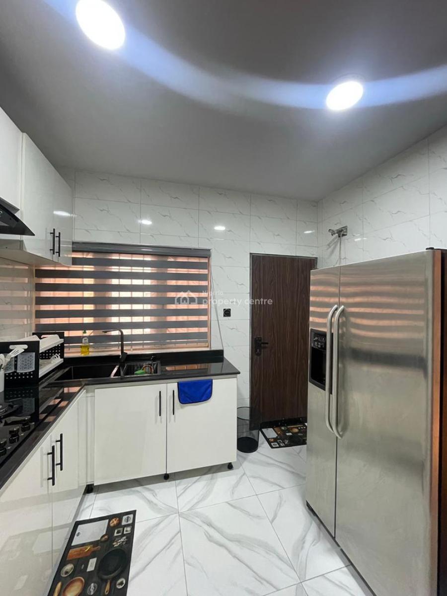 Luxury 3bedroom Apartment, Lekki Phase 1, Lekki, Lagos, Flat / Apartment Short Let