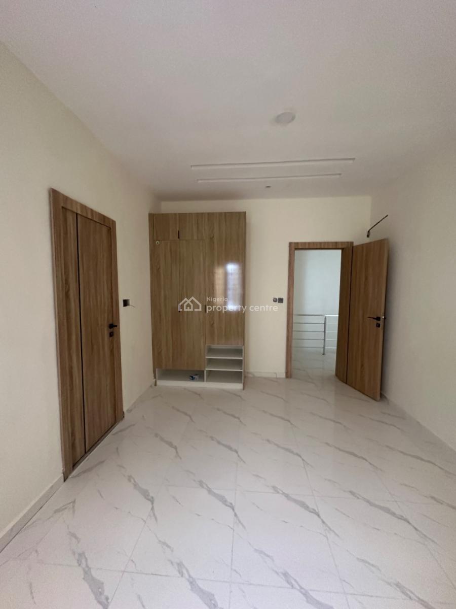 Beautiful Four Bedroom Semi-detached Duplex with Bq, Solar and Pool, Ogombo Road, Ajah, Lagos, Semi-detached Duplex for Sale