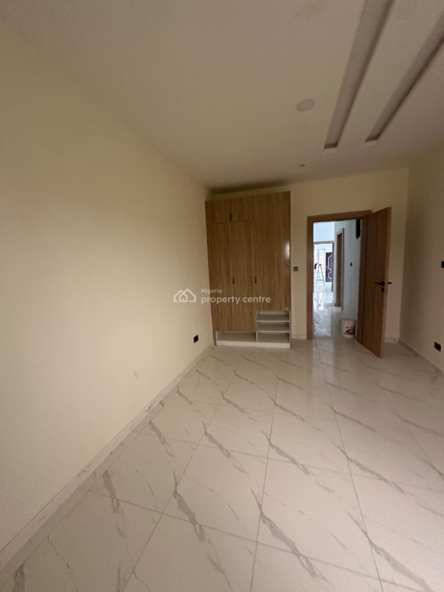 Beautiful Four Bedroom Semi-detached Duplex with Bq, Solar and Pool, Ogombo Road, Ajah, Lagos, Semi-detached Duplex for Sale