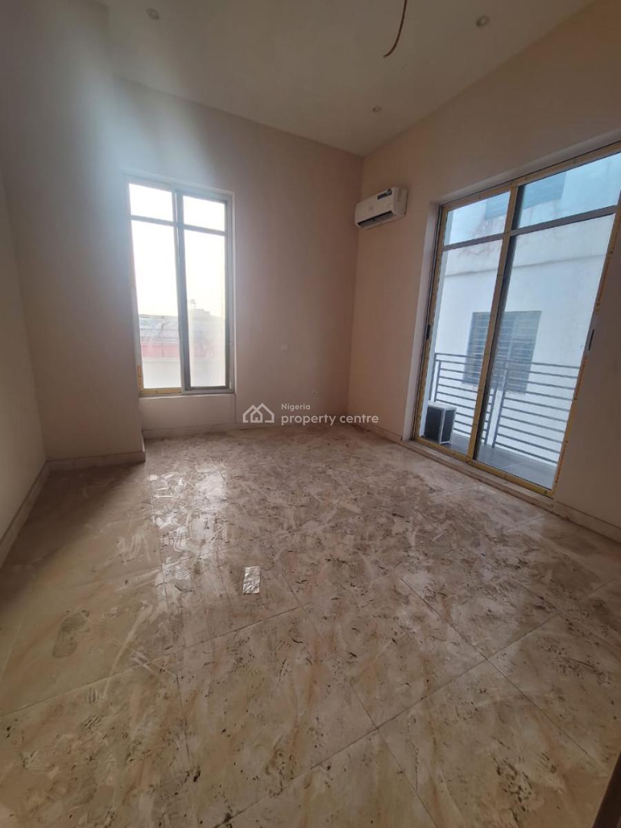 an Open Floor Plan & Penthouse Serviced 2 Bedroom Apartment at Brown S, Brownstone Estate, Ikate Elegushi, Lekki, Lagos, Flat / Apartment for Rent