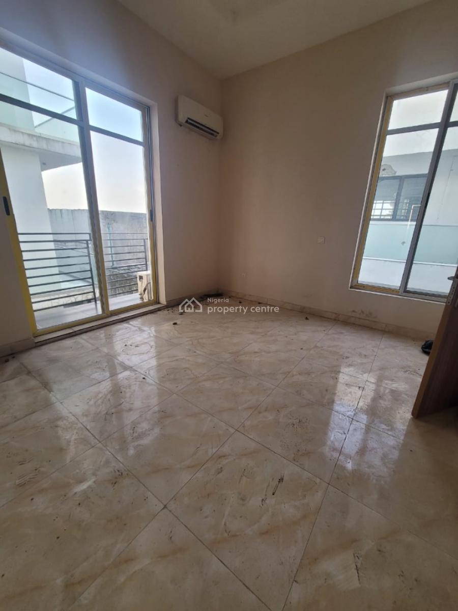 an Open Floor Plan & Penthouse Serviced 2 Bedroom Apartment at Brown S, Brownstone Estate, Ikate Elegushi, Lekki, Lagos, Flat / Apartment for Rent
