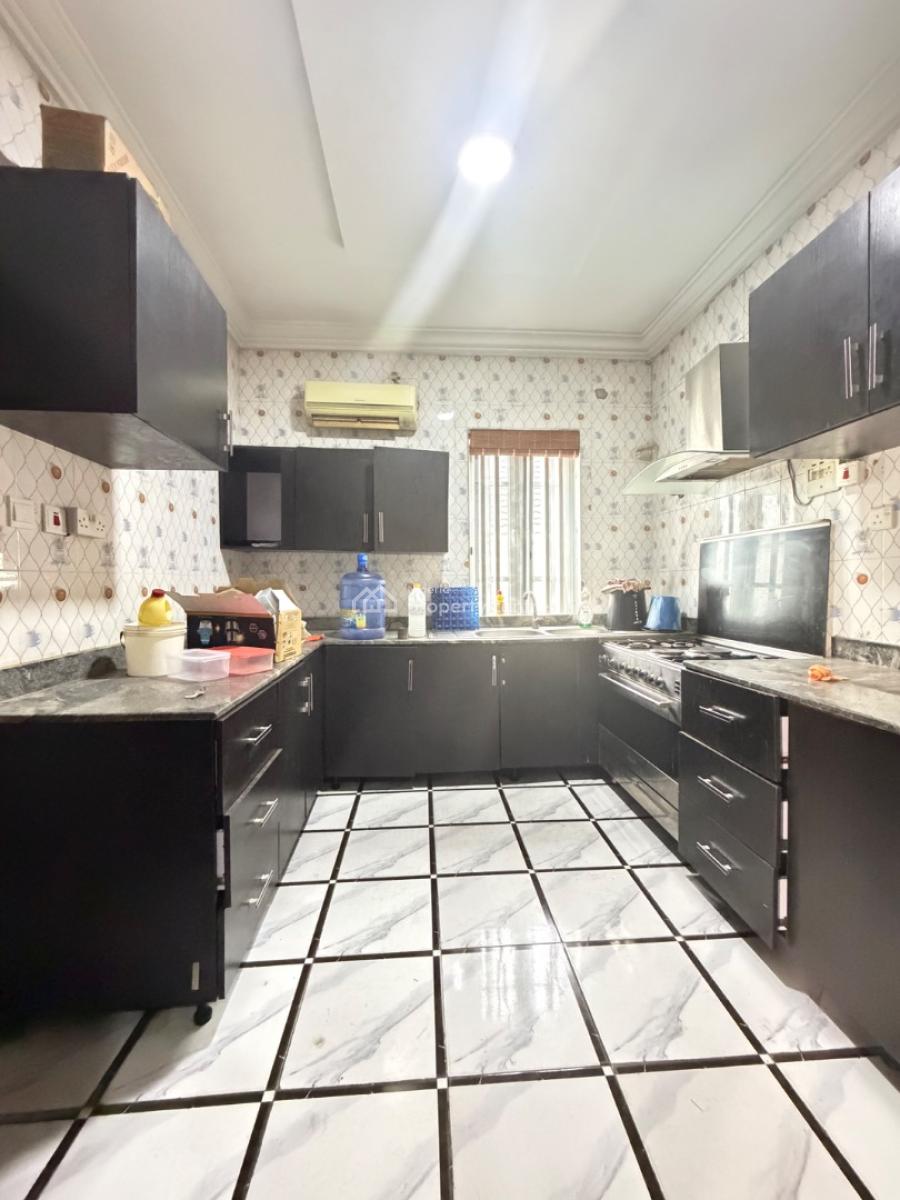 4 Bedrooms Apartment - Duplex House with All Rooms En-suite, Gra Phase 1, Magodo, Lagos, Flat / Apartment for Sale