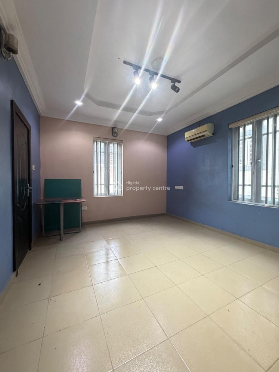 4 Bedrooms Apartment - Duplex House with All Rooms En-suite, Gra Phase 1, Magodo, Lagos, Flat / Apartment for Sale