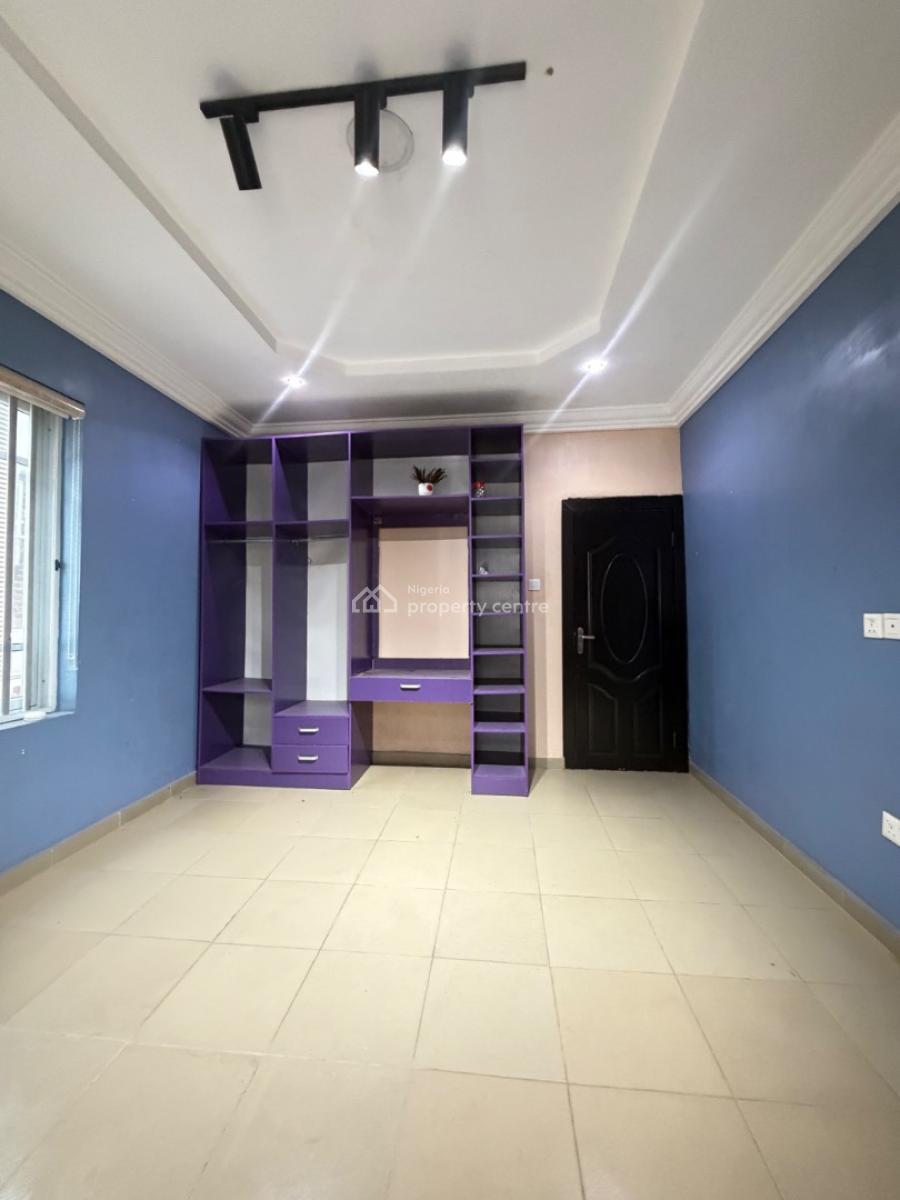 4 Bedrooms Apartment - Duplex House with All Rooms En-suite, Gra Phase 1, Magodo, Lagos, Flat / Apartment for Sale