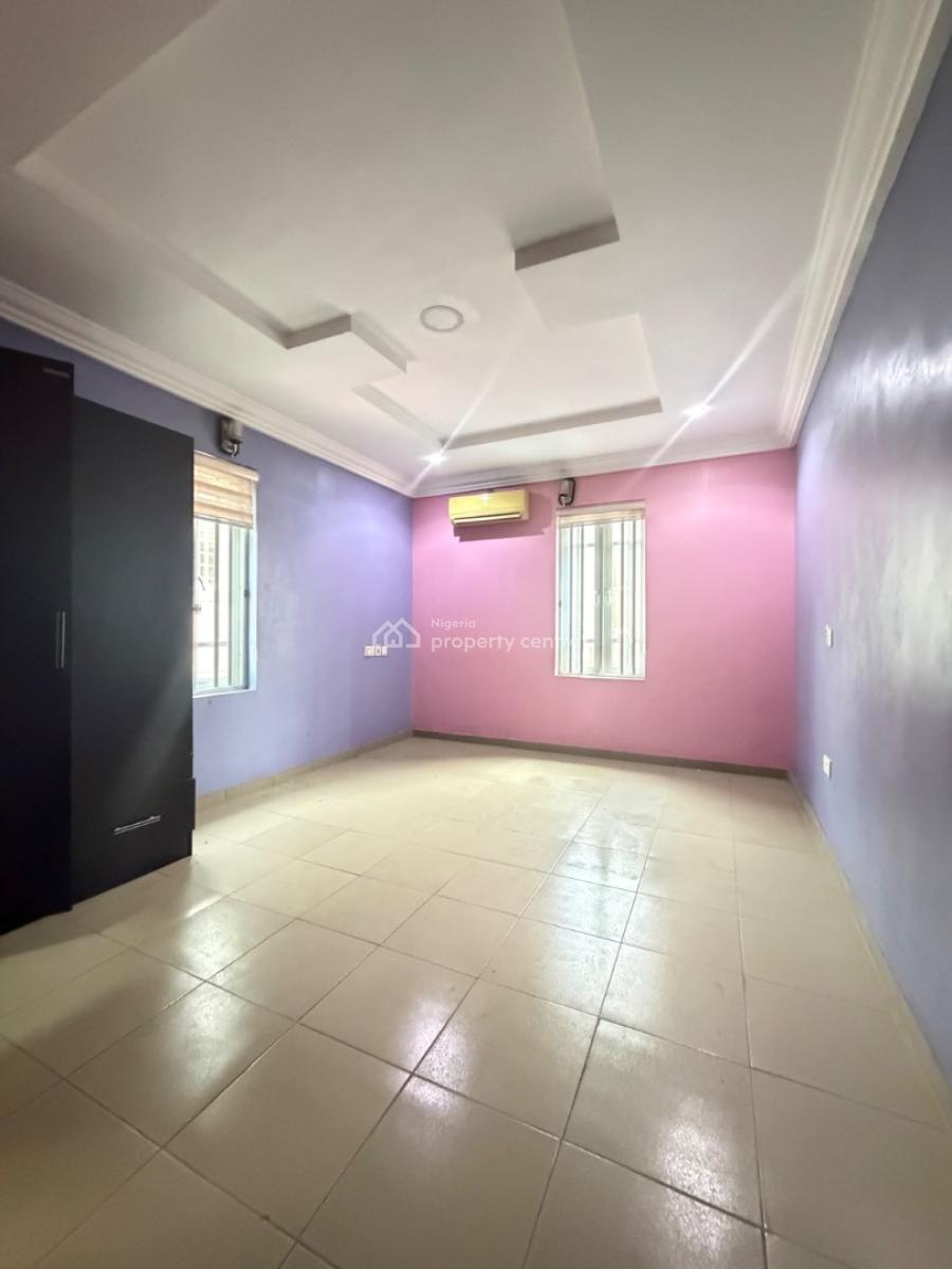 4 Bedrooms Apartment - Duplex House with All Rooms En-suite, Gra Phase 1, Magodo, Lagos, Flat / Apartment for Sale