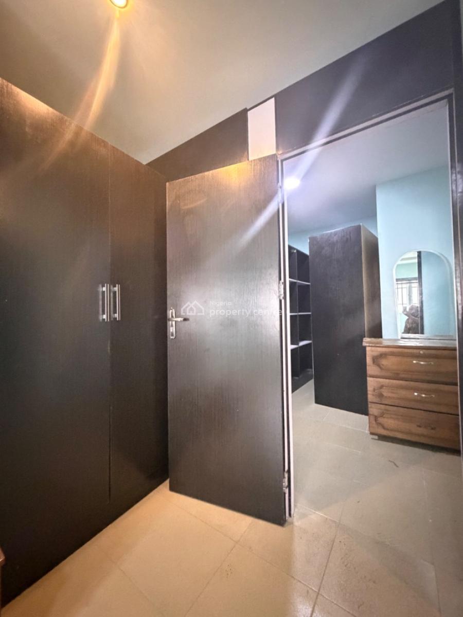 4 Bedrooms Apartment - Duplex House with All Rooms En-suite, Gra Phase 1, Magodo, Lagos, Flat / Apartment for Sale
