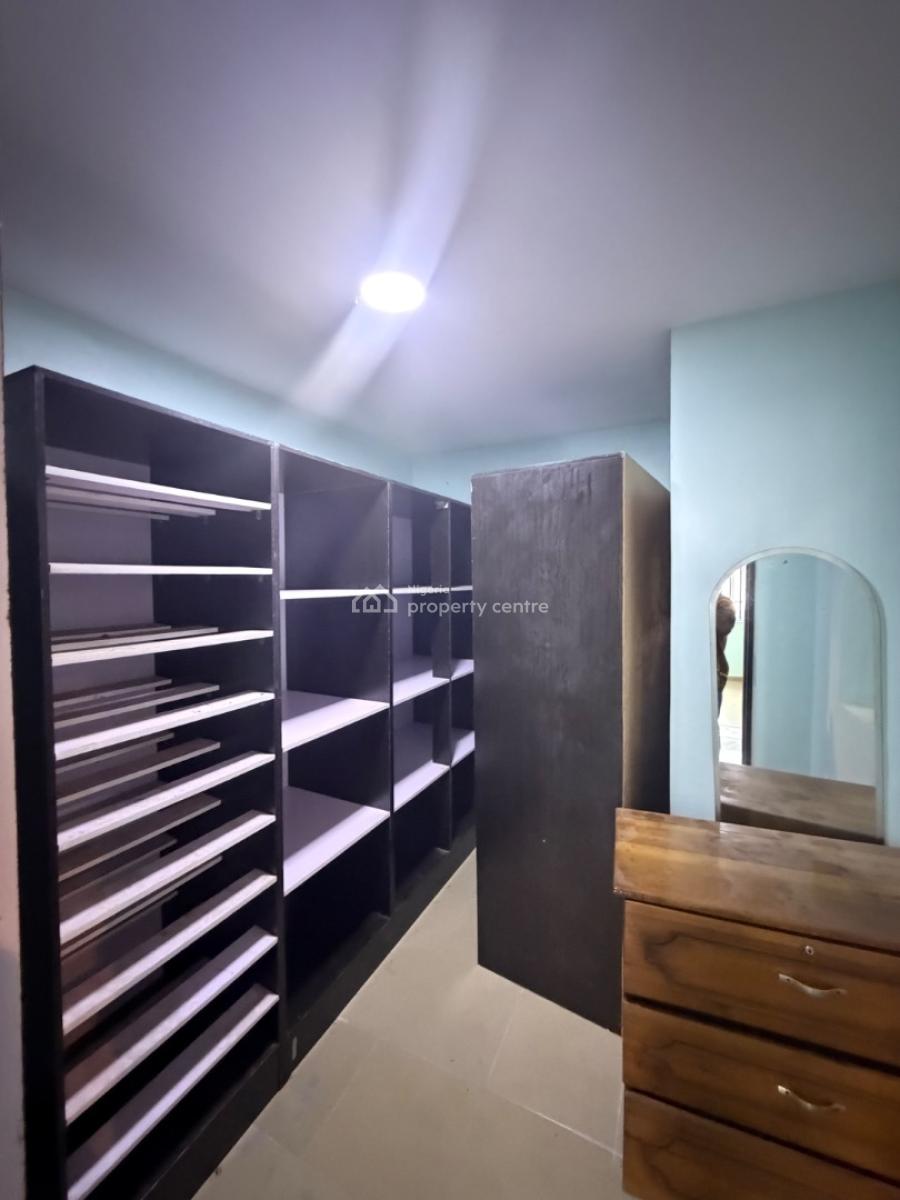 4 Bedrooms Apartment - Duplex House with All Rooms En-suite, Gra Phase 1, Magodo, Lagos, Flat / Apartment for Sale