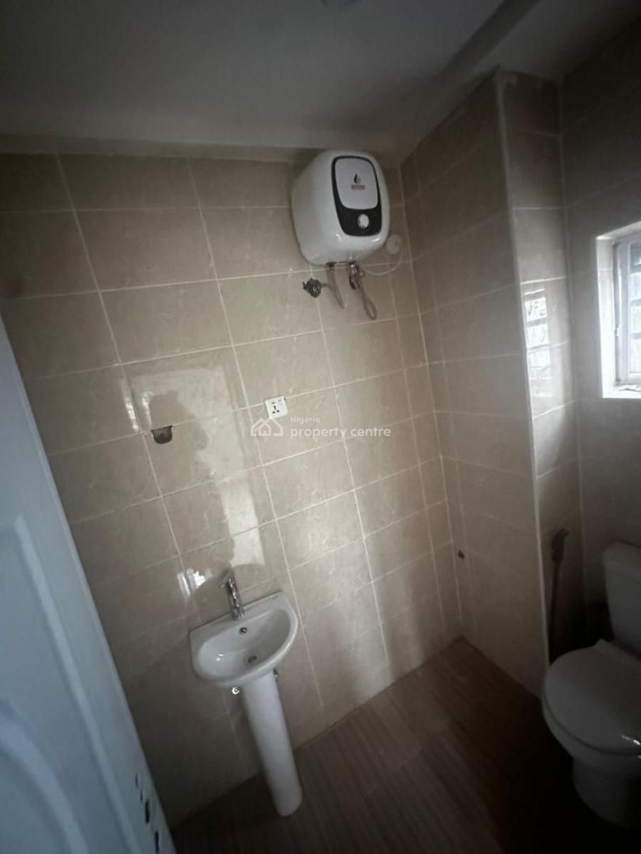 Newly Built 2 Bedroom Flat, Close to Water Resources, Durumi, Abuja, Flat / Apartment for Sale