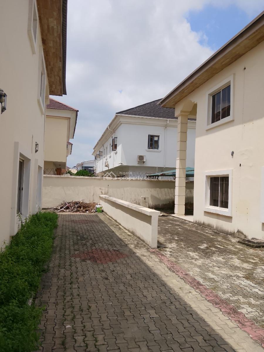 5bedroom Detached Duplex with 2rooms Bq and Ample Parking Space, Vgc, Lekki, Lagos, Semi-detached Duplex for Sale