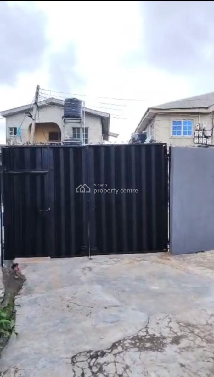 Beautiful Block of 7 Flats, Igando Road, Ikotun, Lagos, Block of Flats for Sale