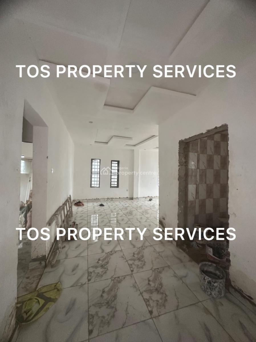 New 2 Bedroom All Rooms Ensuite (up), Alagomeji-sabo, Yaba, Lagos, Alagomeji, Yaba, Lagos, Flat / Apartment for Rent